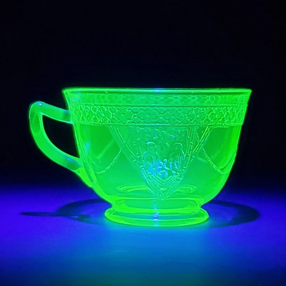 Federal Glass Patrician Spoke Green Uranium Depression Glass Tea Cup Vintage